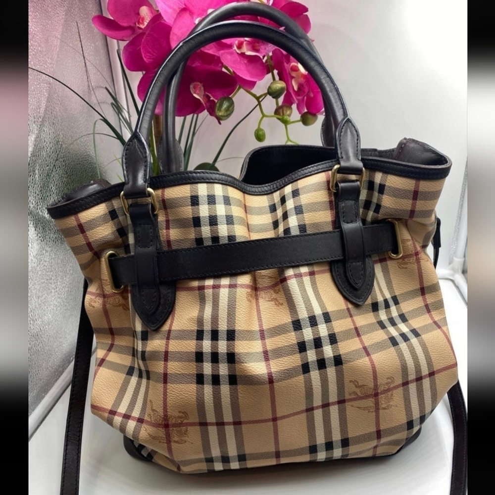 Burberry Haymarket Golderton Medium Tote - Picture 2 of 8